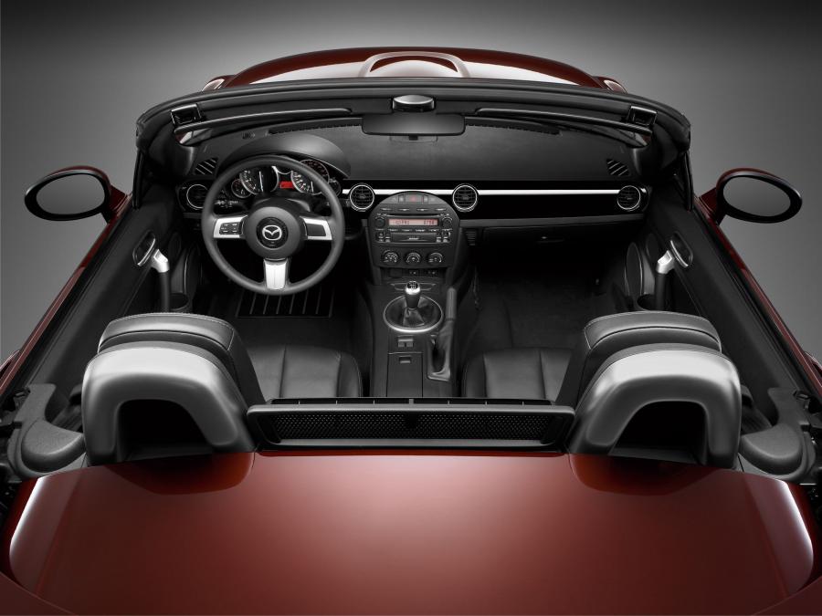  Mazda MX-5 Roadster Coupe 2006 года  (фото 150 из 212)